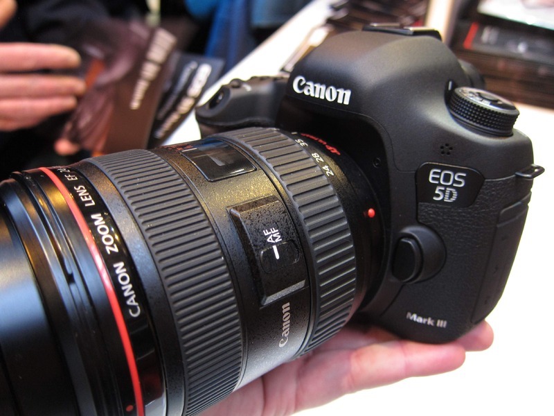Canon PowerShot G7 X - 1/4